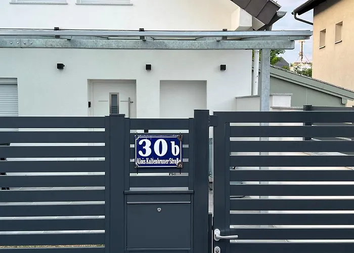 Ferienhaus Gmunden * غموندين